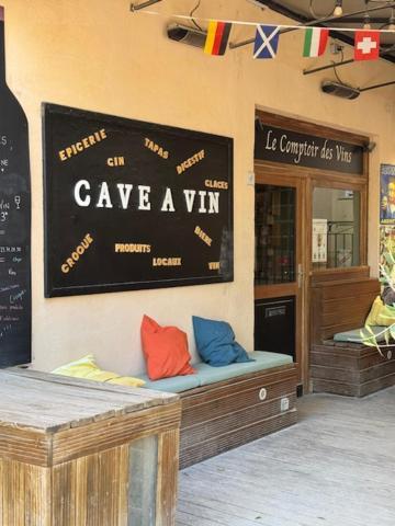 Les Cistes Bed & Breakfast Mallemort Luaran gambar